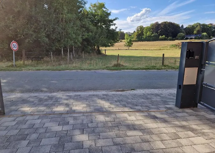 Au Petit Seny, Charme Et Nature Avec Jacuzzi Pro